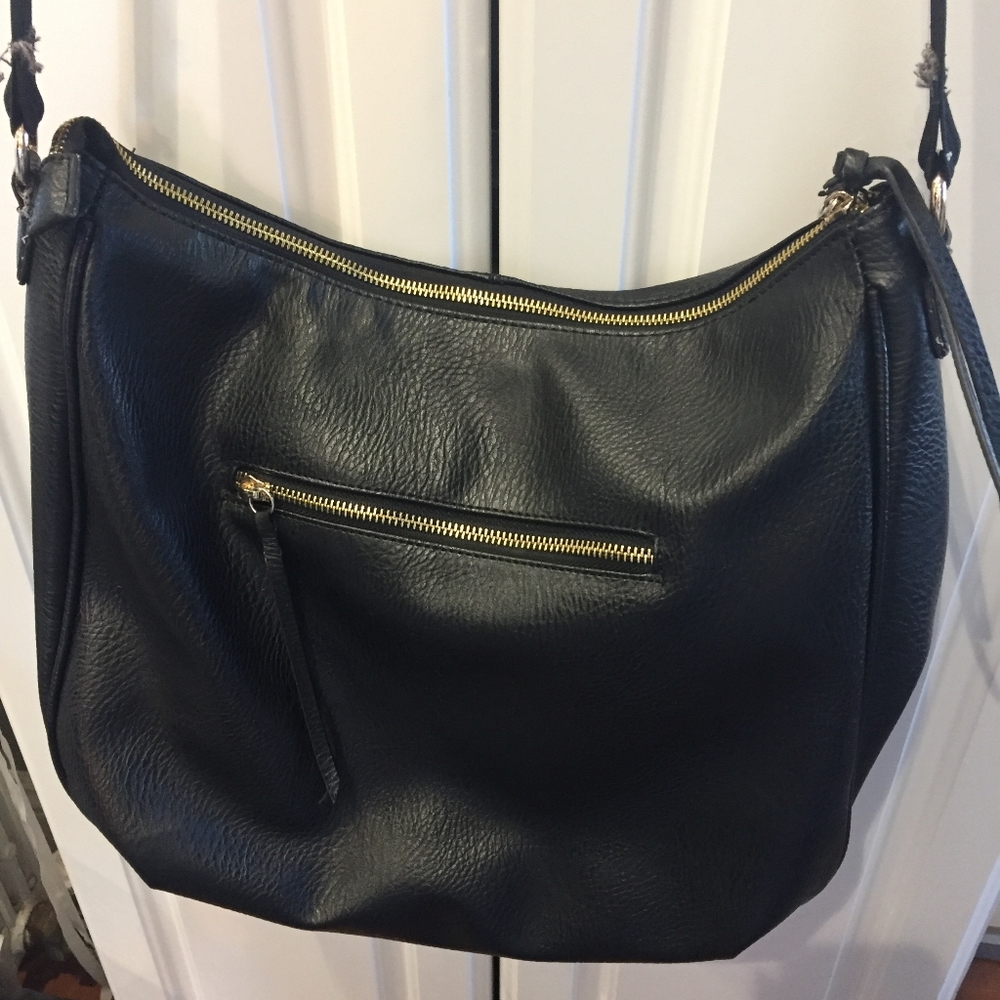 Antik Kraft Black Fringy Purse - Picture 3 of 4